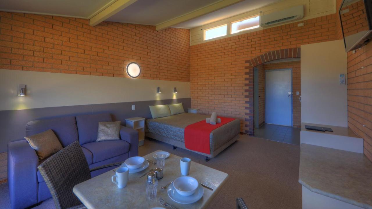 Tenterfield Motor Inn Exterior foto